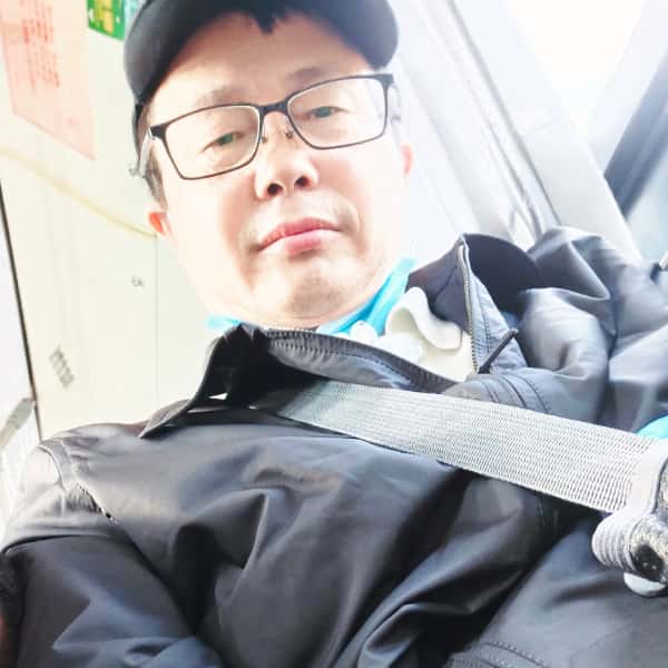 上海56岁单身帅哥真诚找对象-徐州征婚相亲网