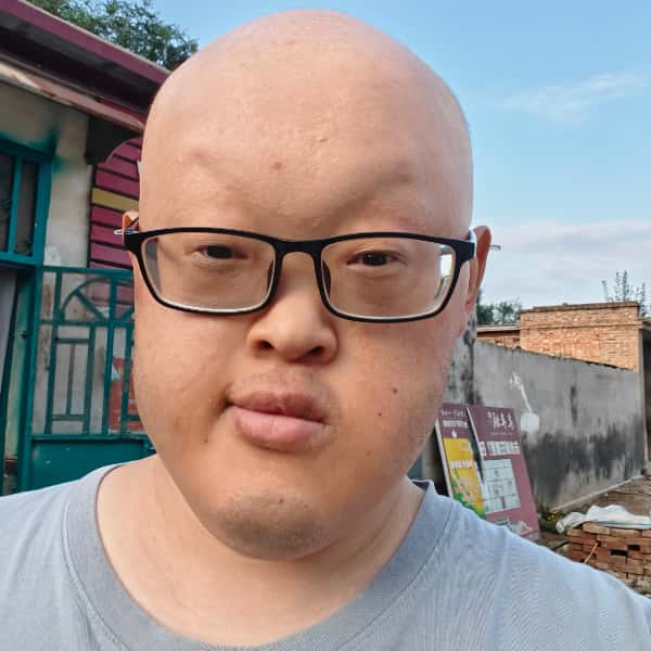 山东27岁单身帅哥真诚找对象-徐州征婚相亲网
