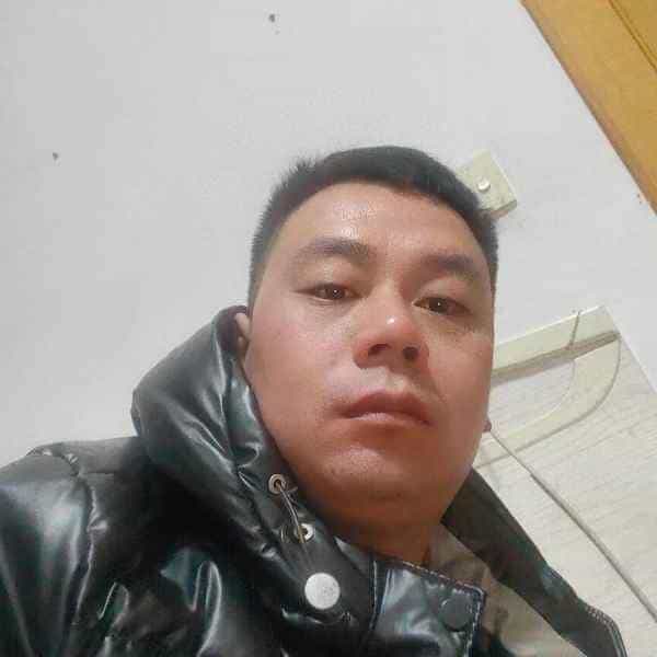 35岁岁河北单身帅哥 - 徐州吉缘网