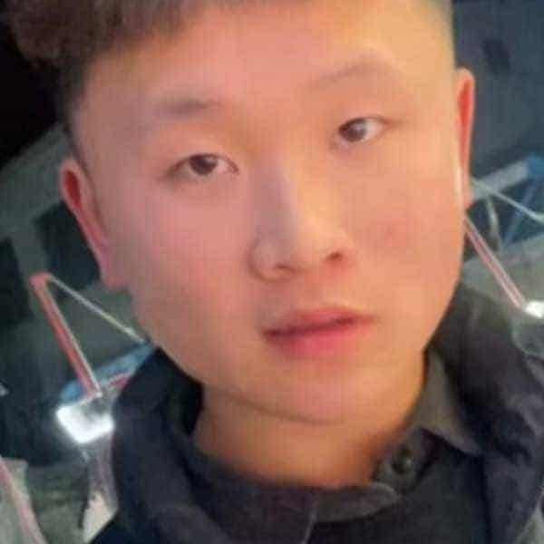 22岁岁河南单身帅哥 - 徐州吉缘网